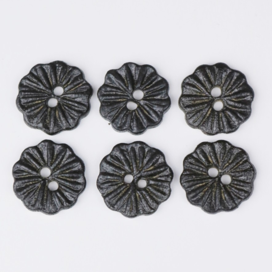 Håndlavede Knapper    Stk  Sort   39 Petite Midnat 39  Nr  23