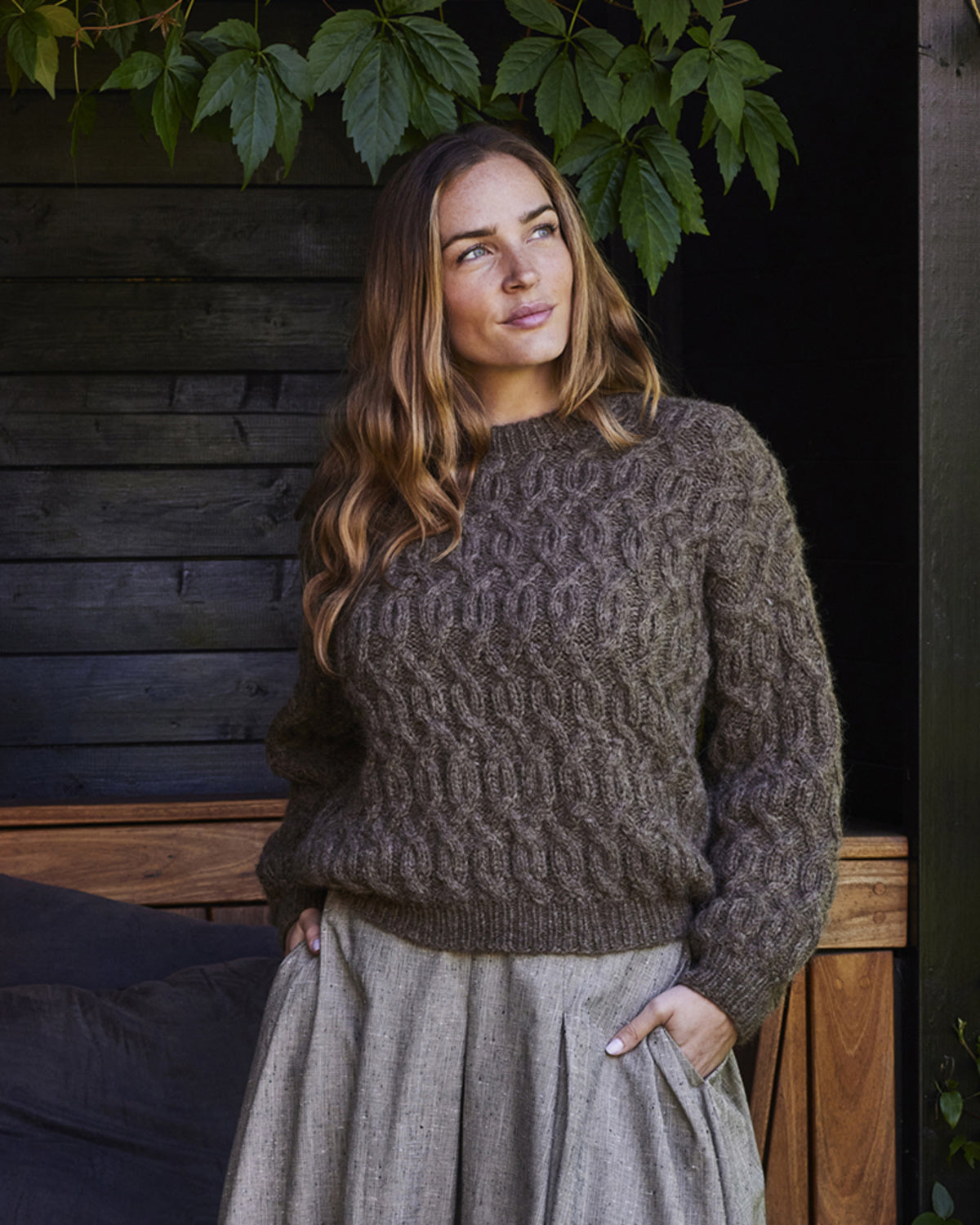 Vamset Sweater Med Snoninger  Digital Opskrift