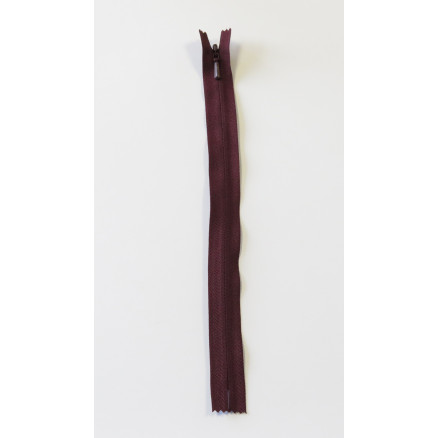 Ykk Usynlig Lynlås Fast Mørk Bordeauxrød 4mm 23cm